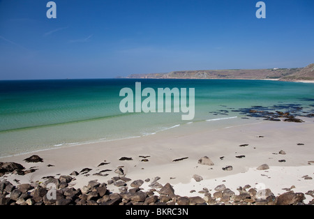 Sennen Beach mit Blick auf Cape Cornwall, in der Nähe von Lands End, West Cornwall. UK Stockfoto