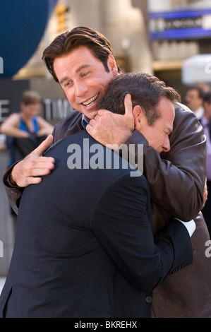 ALTE HUNDE (2010) JOHN TRAVOLTA, ROBIN WILLIAMS WALT BECKER (DIR) 005 Stockfoto