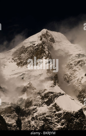 Ultar Sar Höhepunkt ist der Süden östlichste große Gipfel des Batura Muztagh, ein Unterbereich der Karakorum in Pakistan. Stockfoto