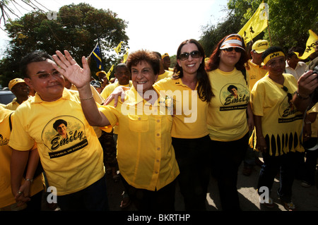 Curacao, Emily de Jongh Elhage PAR Partei bei den Wahlen vom Mai 2007, die die PAR gewinnen würde. Stockfoto