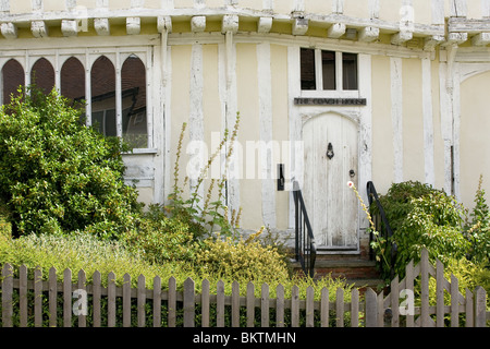 Die Remise, ein weiß lackiert Holz-Rahmen-Haus an der Dame Street in Lavenham Stockfoto