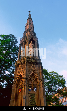 Die Märtyrer-Denkmal, Oxford, England, zum Gedenken an den Tod von Nicholas Ridley, Hugh Latimer und Thomas Cranmer im Jahre 1555 Stockfoto