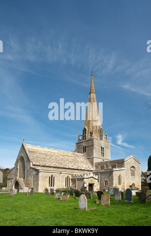 Str. Marys Kirche in der Cotswold-Dorf Bampton, Oxfordshire, Vereinigtes Königreich Stockfoto