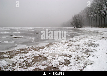 Winter, Eis, gefrorenes, Donau, Fluss Stockfoto