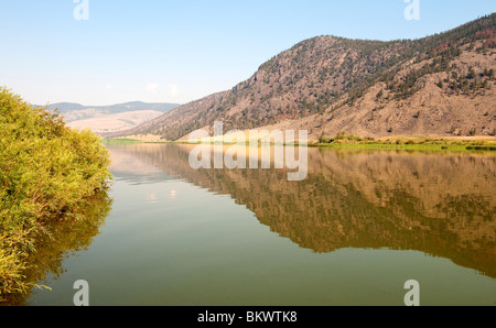 Blick auf Nicola See von einem Rastplatz am Highway 5A, in der Nähe von Quilchena, BC, Kanada Stockfoto