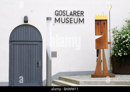 Skulptur KAISER VON GOSLAR, Niedersachsen, Deutschland. -Skulptur Kaiser GOSLAR, Niedersachsen, Deutschland. Stockfoto