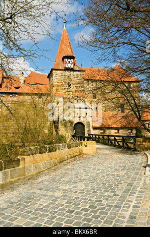 Die Kaiserburg oder Wenzelschloss von 1360 im Lauf einer der Pegnitz in der Nähe von Nürnberg, Franken, Bayern, Deutschland. Stockfoto