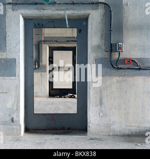 RAF Greenham Common stillgelegten nuklearen Raketensilos GAMA im Kommandobereich der Basis. Gebäude-704 Launch-Control-Center 5 NATO. Stockfoto