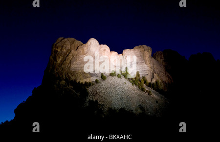 Mount Rushmore kurz vor Sonnenuntergang. Stockfoto