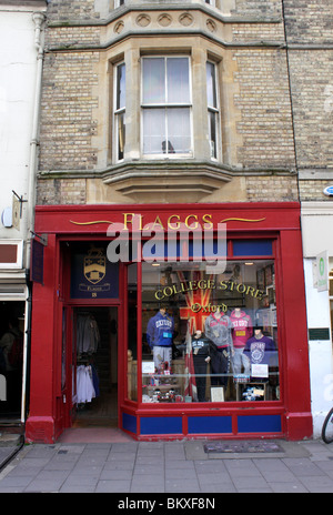 Flaggs College Store Broad Street Oxford Mai 2010 Stockfoto