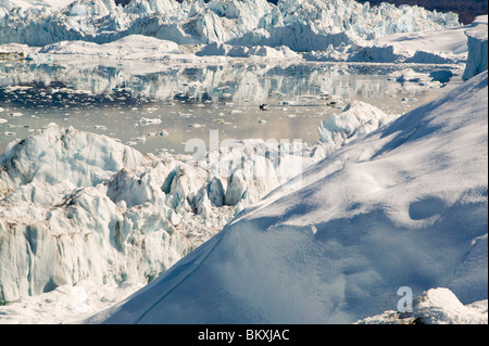 Eisberge aus dem Jacobshavn Gletscher bei Ilulissat in Grönland Stockfoto