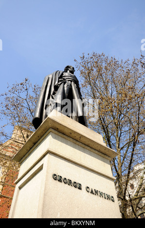 Statue des ehemaligen britischen Premierministers George Canning in Westminster, London, England UK Stockfoto