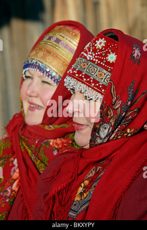 Russland Nowgorod die große Region Vitoslavlitsy Museum der Holzarchitektur, öffnen Luft Völkerkundemuseum Russen Hochzeit Stockfoto