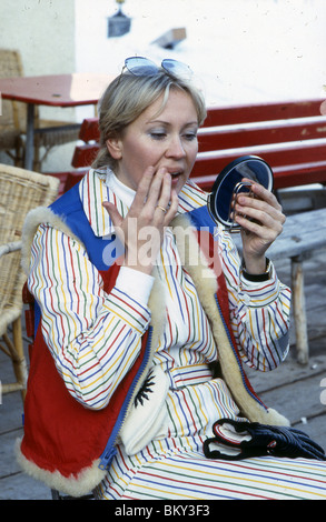 ABBA - Agnetha Faltskog in der Schweiz im März 1979 während der Gruppe filmten ihre Schnee Zeit spezielle video Stockfoto