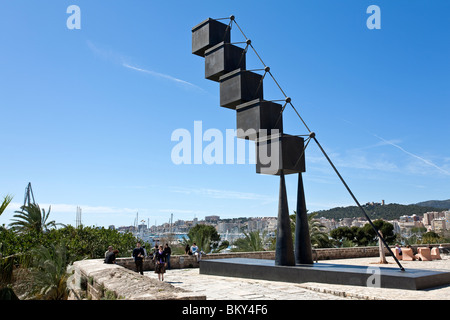 Santiago Calatrava Skulptur. Titel: Bou (2007). Es Baluard Museum für moderne und zeitgenössische Kunst. Palma De Mallorca. Spanien Stockfoto