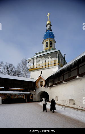 Russland Pskov Region Petchory Saint Uspenski orthodoxe Kloster gegründet 1473 Kirche von St. Nikolaus der Thaumaturge 16. Stockfoto