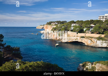 Bucht von Cala Santanyi im Sonnenlicht, Mallorca, Balearische Inseln, Spanien, Europa Stockfoto