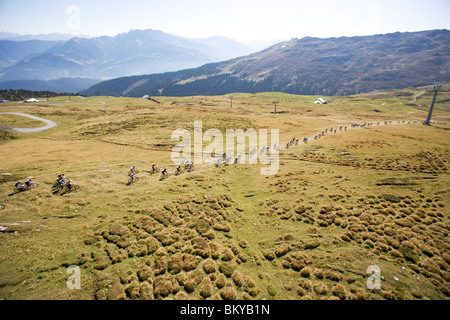 Berg-Fahrrad-Rallye in der Nähe von Flims, Graubünden, Schweiz Stockfoto