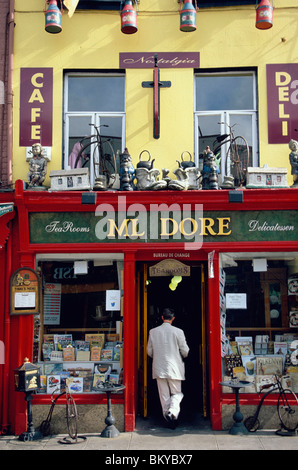 ML. Dore Shop, Parliament Street, Kilkenny, Grafschaft Kilkenny, Irland Stockfoto