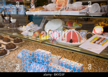Bestandteil der Aufwand des Shops Sprüngli (berühmte Schokoladenwaren), Bahnhof Strasse, Zürich, Kanton Zürich, Schweiz Stockfoto