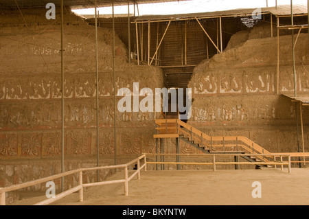 Muster von alten Moche Zivilisation im La Huaca De La Luna, in der Nähe von Trujillo, Peru Stockfoto