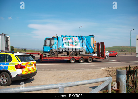 Polizei-Auto auf der Autobahn M62. Stockfoto