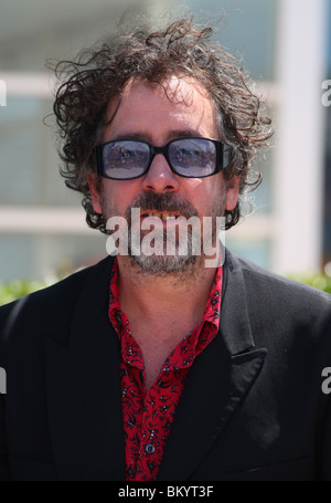 TIM BURTON die JURY PHOTOCALL CANNES FILM FESTIVAL 2010 PALAIS DES FESTIVAL CANNES Frankreich 12 Mai 2010 Stockfoto