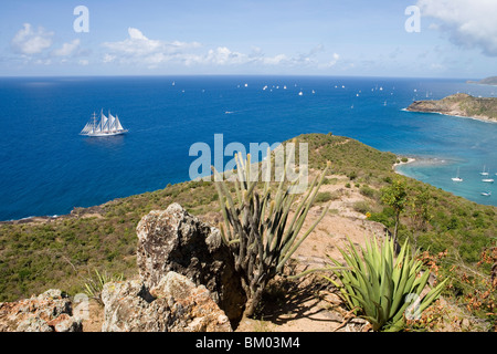 Star Clipper und English Harbour, von Shirley Heights, Antigua anzeigen Stockfoto