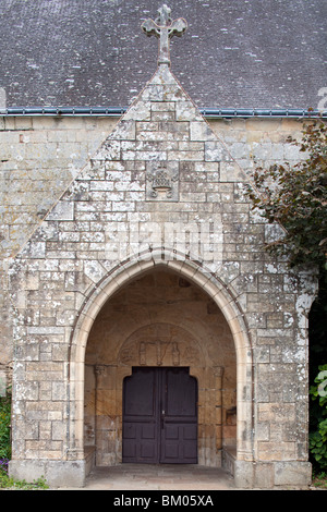 Detail aus Saint Gigner Kirche, Stadt Pluvigner, Departement Morbihan, Bretagne, Frankreich Stockfoto