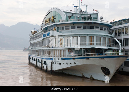 Sterne Yangtse Kreuzfahrt, Schiff, Sandouping, Yichang, Xiling-Schlucht, Jangtsekiang, China Stockfoto