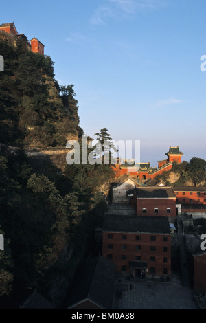 Tianzhu Feng, Klosterdorf, unterhalb der Spitze, Wudang Shan, Hubei Provinz, Wudangshan, Mount Wudang, UNESCO Welt kulturelle er Stockfoto