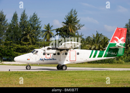 Air Seychelles DHC-6 Twin Otter Flugzeug, Flughafen von Praslin, Insel Praslin, Seychellen Stockfoto