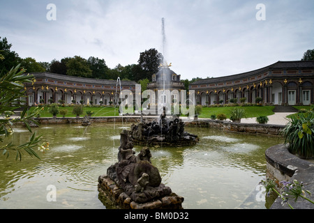 Neuer Palast in der Bayreuther Eremitage mit Sonne Tempel, Bayreuth, Bayern, Deutschland, Europa Stockfoto