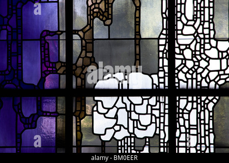 Glasfenster, Wallfahrt Kirche in Neviges, Baujahr 1968 vom Architekten Gottfried Böhm, Neviges, Bergisches Land, Norden Stockfoto