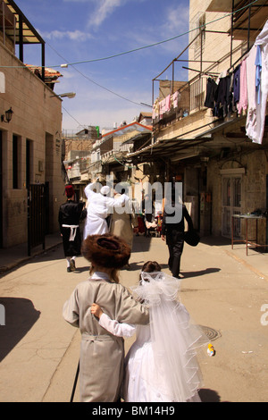 Israel, Jerusalem, Purim in Mea Shearim Nachbarschaft Stockfoto