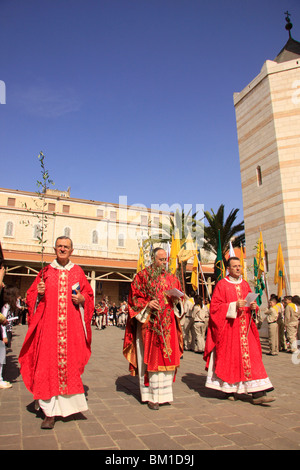 Israel, unteren Galiläa, Palmsonntag Zeremonie in der Kirche der Verkündigung in Nazareth Stockfoto