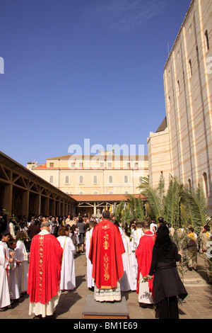 Israel, unteren Galiläa, Palmsonntag Zeremonie in der Kirche der Verkündigung in Nazareth Stockfoto