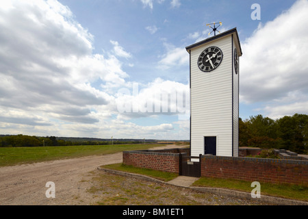 Der Uhrturm am nationalen Shooting Centre an Bisley Surrey UK Stockfoto