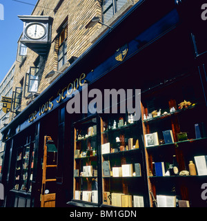 DIE LANGEN STEINERNEN PUB DUBLIN IRLAND Stockfoto