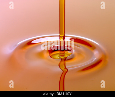 Öl-Welligkeit Stockfoto