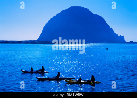 Kajak-Verleih und Morro Rock, Stadt Morro Bay, San Luis Obispo County, California, Vereinigte Staaten von Amerika, Nordamerika Stockfoto