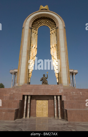 Statue von Ismail Samani (Ismoili Somoni), als Mahnmal, Duschanbe, Tadschikistan, Zentralasien Stockfoto