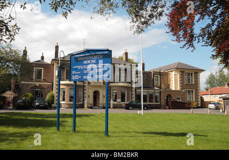 Brinsworth Haus eine registrierte Pflegeheim in Twickenham für Mitglieder des Berufs Unterhaltung. Mai 2010 Stockfoto