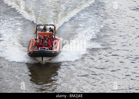 Schnellboot Bootsfahrten auf der Themse, London Stockfoto