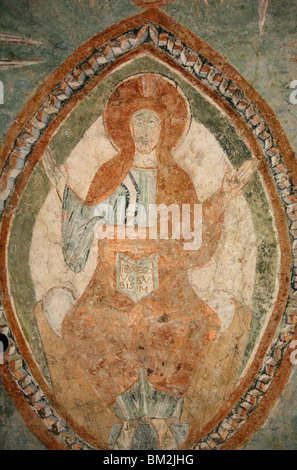 Ein 12. Jahrhundert Romanesque Fresko Jesus Christus in Saint Chef Abteikirche Saint-Chef-de-Dauphine, Isere, Frankreich Stockfoto