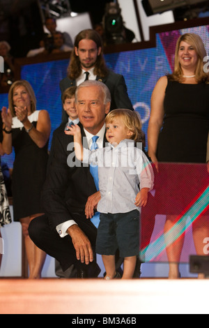Joe Biden und Enkel Stockfoto