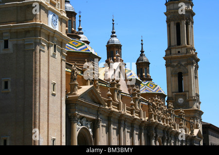 Basilika unserer lieben Frau von der Säule in Zaragoza, Spanien Stockfoto