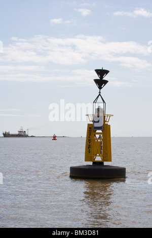 Süd Kardinal Boje in Harwich Hafen, Großbritannien Stockfoto