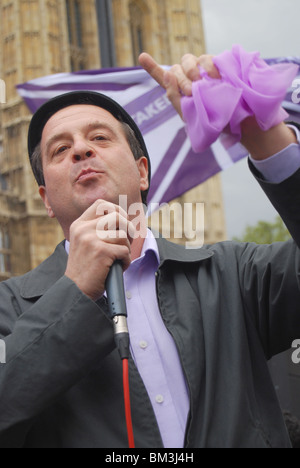 Mark Thomas Take Back Parlament Protest Westminster Parlamentswahlen 2010 Stockfoto