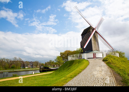 "De Koelewei" Mühle (1765), in der Nähe der Dampoort, Brügge, Belgien Stockfoto